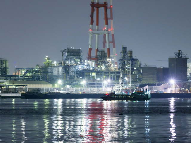 夜景観賞クルーズの写真